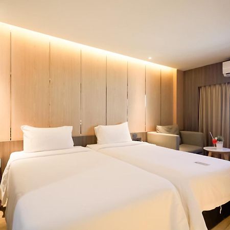 Golden City Rayong Hotel מראה חיצוני תמונה
