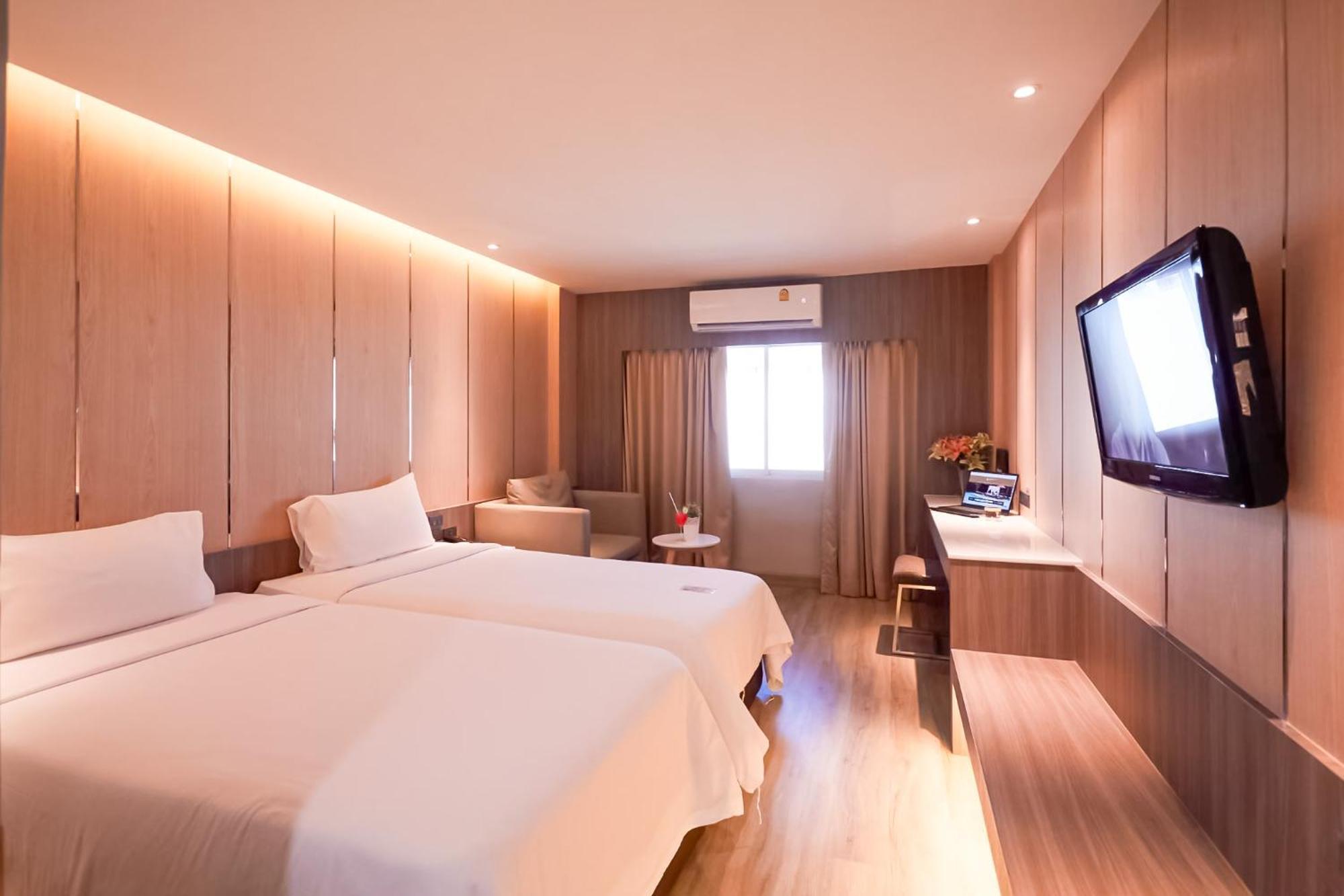 Golden City Rayong Hotel מראה חיצוני תמונה