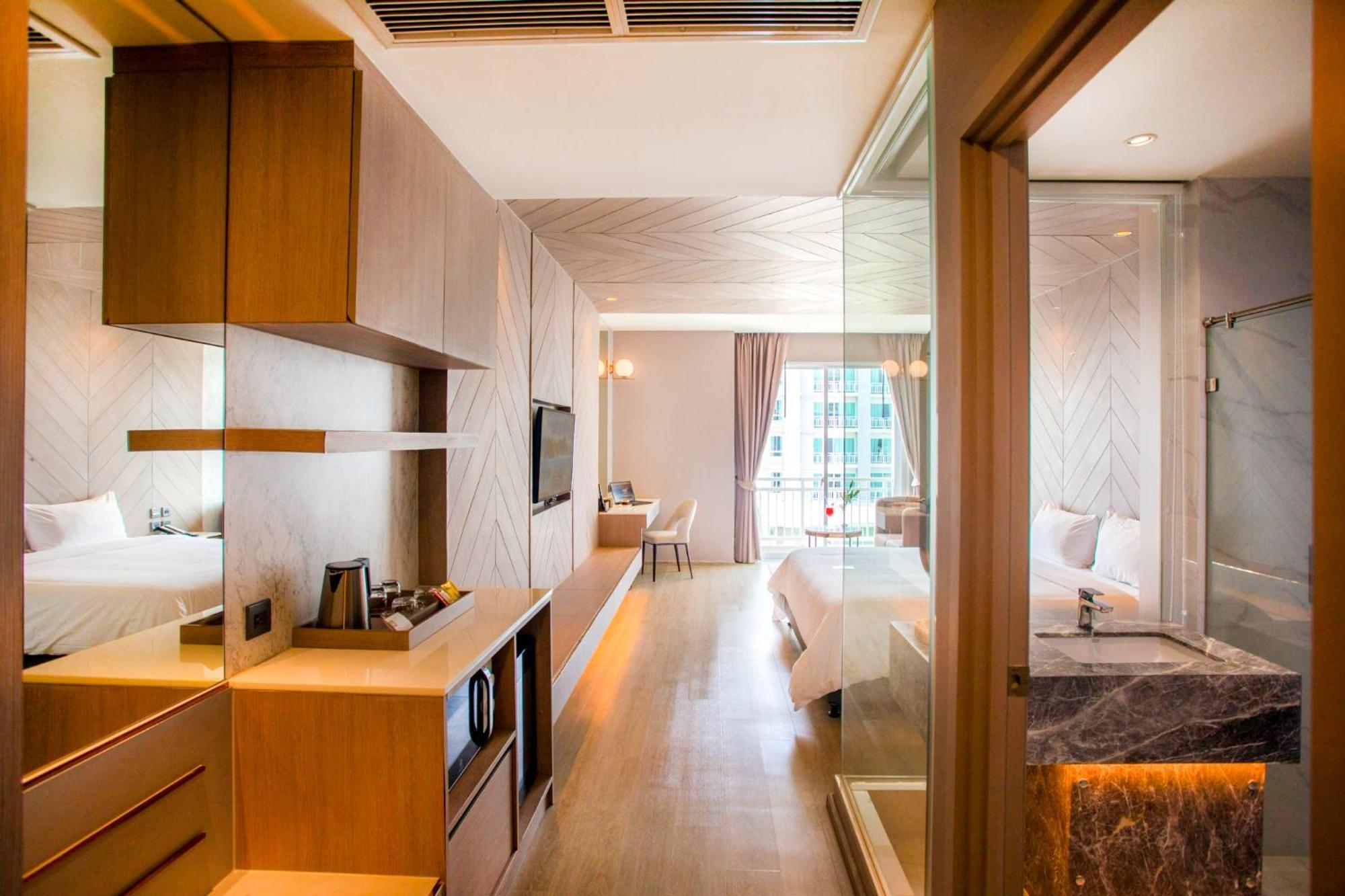 Golden City Rayong Hotel מראה חיצוני תמונה