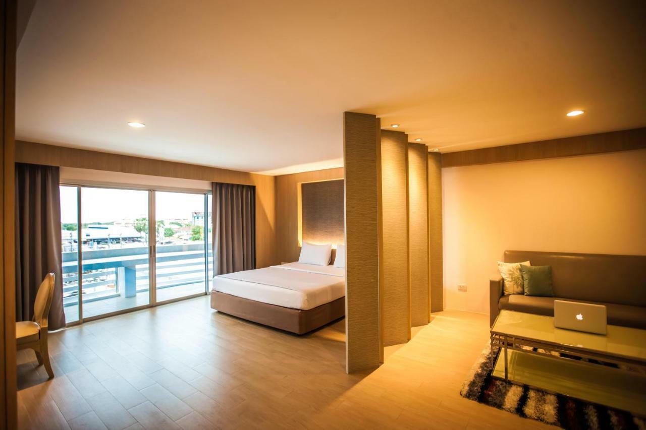 Golden City Rayong Hotel מראה חיצוני תמונה
