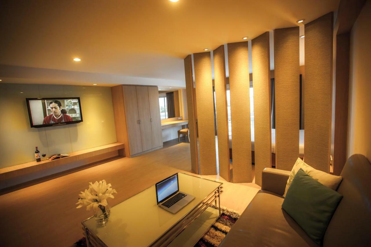 Golden City Rayong Hotel מראה חיצוני תמונה